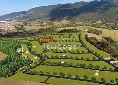 Lote/Terreno à venda, 250m² no Vila Centro, Extrema