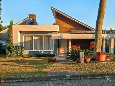 Casa com 3 Quartos à venda, 248m² no Condomínio Campestre Paragem dos Verdes Campos (Barro Vermelho), Gravataí