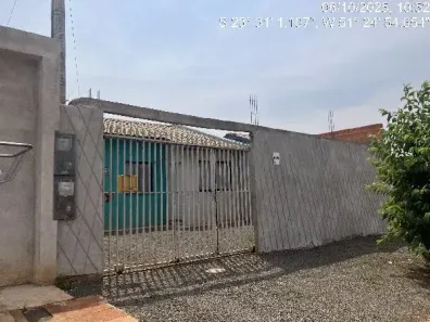 Casa com 2 Quartos à venda, 180m² no Conjunto Habitacional Solo Sagrado, Apucarana