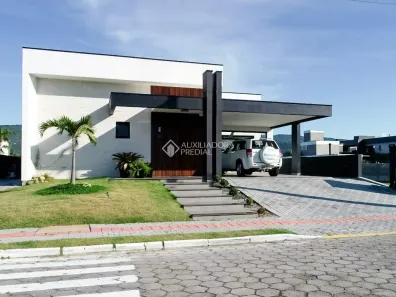 Casa de Condomínio com 3 Quartos à venda, 300m² no Areias Da Palhocinha, Garopaba