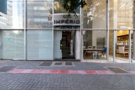 Sala Comercial para alugar, 244m² no Centro, Curitiba