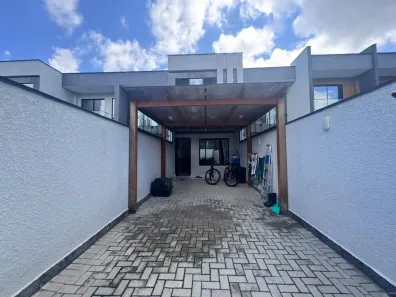 Sobrado com 2 Quartos à venda, 93m² no Cachoeira do Bom Jesus, Florianópolis