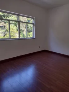 Apartamento com 2 Quartos para alugar, 65m² no Retiro, Petrópolis