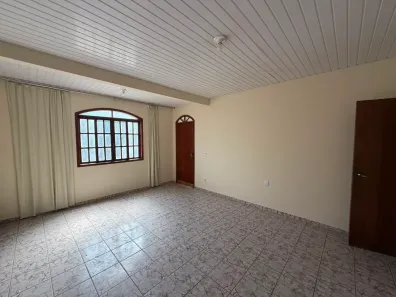 Casa com 3 Quartos para alugar, 400m² no Ouro Preto, Belo Horizonte