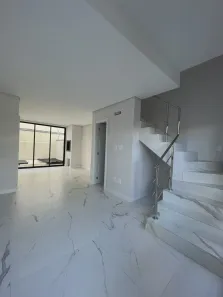 Casa com 3 Quartos à venda, 174m² no Ariribá, Balneário Camboriú