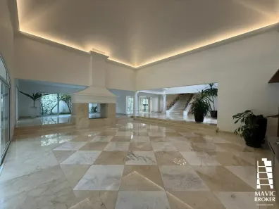 Casa de Condomínio com 5 Quartos para alugar, 900m² no Tamboré, Santana de Parnaíba
