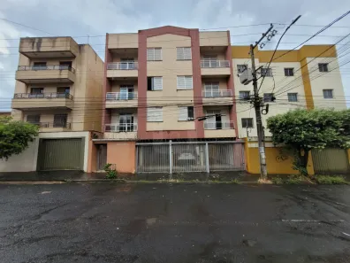 Apartamento com 3 Quartos para alugar, 100m² no Santa Mônica, Uberlândia