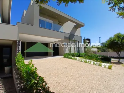 Sobrado com 4 Quartos para venda ou aluguel, 360m² no Jardim Noêmia, Franca