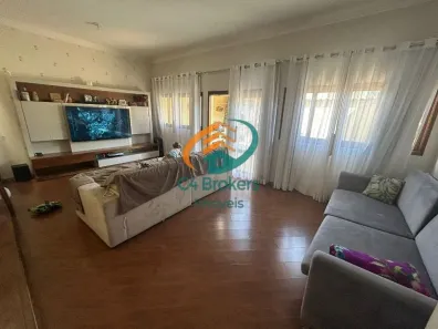 Sobrado com 3 Quartos à venda, 238m² no Vila Augusta, Guarulhos