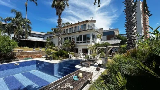 Casa com 5 Quartos à venda, 600m² no Cristal, Porto Alegre