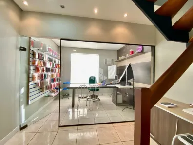 Sala Comercial à venda, 78m² no São Sebastião, Porto Alegre