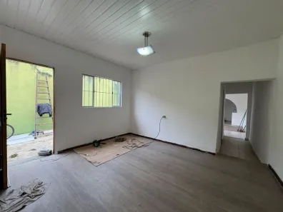 Casa com 3 Quartos para alugar, 130m² no Água Rasa, São Paulo