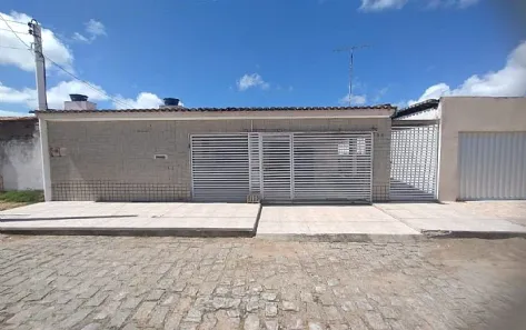 Casa com 4 Quartos à venda, 170m² no Pitimbu, Natal