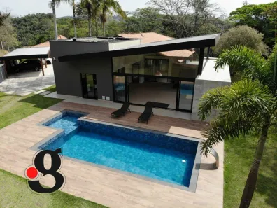 Fazenda/Sítio com 4 Quartos à venda, 553m² no Freguesia da Escada, Guararema