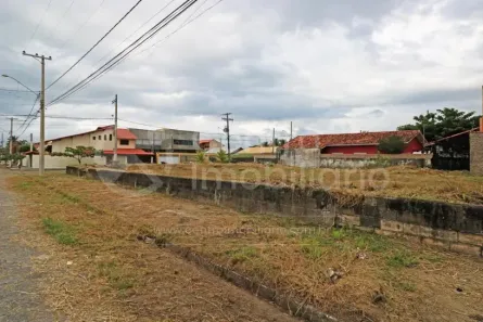 Lote/Terreno à venda, 256m² no Jardim Mar-e-Sol, Peruíbe