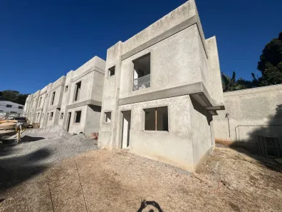 Casa de Condomínio com 3 Quartos à venda, 85m² no Santa Cândida, Curitiba