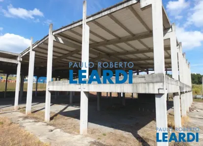 Galpão/Depósito/Armazém à venda, 3700m² no Taboão, Mogi das Cruzes