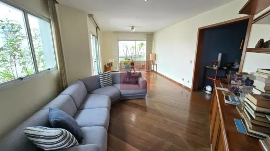 Apartamento com 3 Quartos à venda, 210m² no Moema, São Paulo