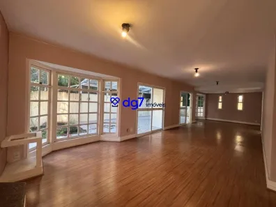 Sobrado com 4 Quartos à venda, 320m² no Jardim Barbacena, Cotia