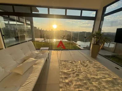 Casa de Condomínio com 4 Quartos à venda, 220m² no Almeida Prado, Igaratá