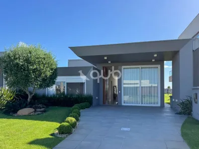 Casa com 4 Quartos à venda, 170m² no XANGRI-LÁ, Xangri-lá