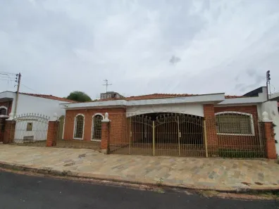 Imóvel Comercial com 3 Quartos para alugar, 141m² no Parque Arnold Schimidt, São Carlos
