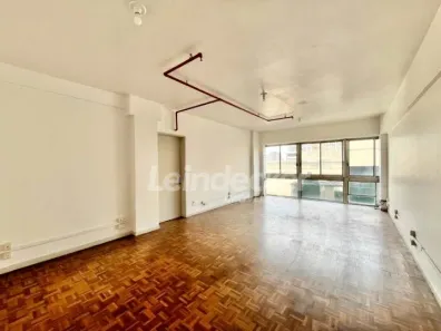 Sala Comercial para alugar, 72m² no Centro Histórico, Porto Alegre