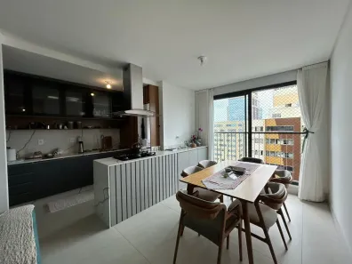 Apartamento com 2 Quartos à venda, 79m² no Canto, Florianópolis