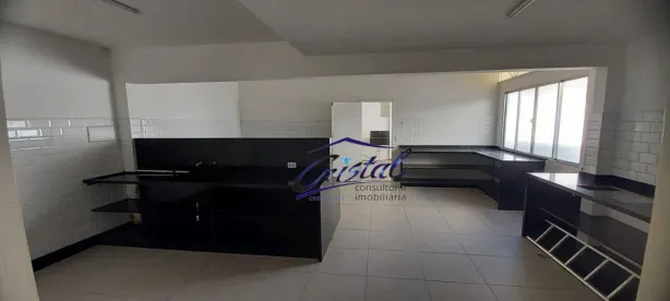 Imóvel Comercial com 4 Quartos para alugar, 200m² no Ferreira, São Paulo