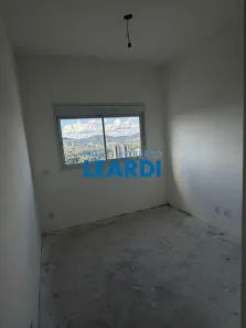 Apartamento com 3 Quartos para venda ou aluguel, 73m² no Jardim Esperança, Barueri