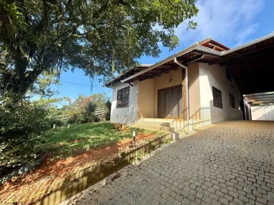 Casa com 3 Quartos à venda, 152m² no Iririú, Joinville