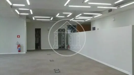 à venda, 374m² no Cidade Monções, São Paulo