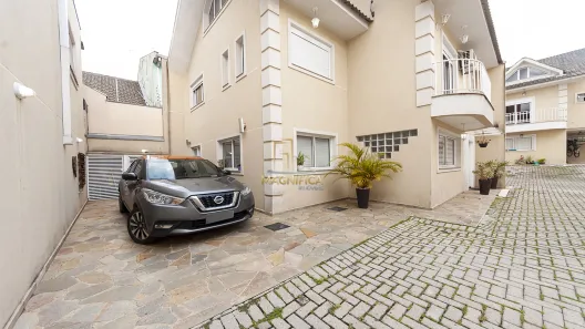 Casa de Condomínio com 3 Quartos à venda, 170m² no Santa Felicidade, Curitiba