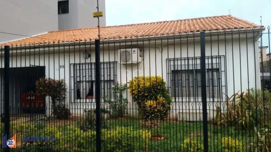 Casa com 2 Quartos à venda, 180m² no Jardim Botânico, Porto Alegre