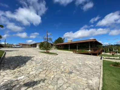 Fazenda/Sítio com 5 Quartos à venda, 680m² no Alpes Suiços, Gravatá