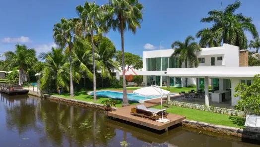 Casa de Condomínio com 4 Quartos à venda, 450m² no Interlagos (Abrantes), Camaçari