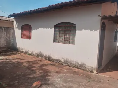 Casa com 3 Quartos à venda, 80m² no Jardim Santo Antônio, São José do Rio Preto