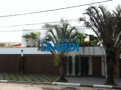 Sobrado com 4 Quartos à venda, 300m² no Jardim Campo Grande, São Paulo