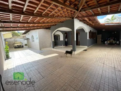 Casa com 3 Quartos à venda, 200m² no Jardim Riacho das Pedras, Contagem