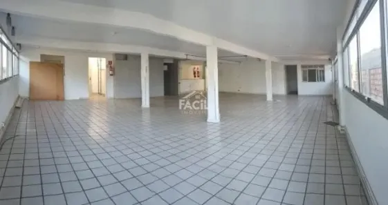 Imóvel Comercial para alugar, 346m² no Parque Residencial Laranjeiras, Serra