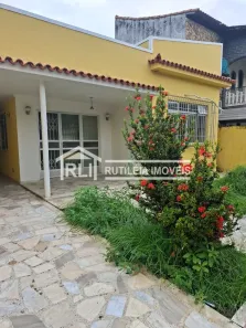 Casa com 3 Quartos à venda, 200m² no Venda das Pedras, Itaboraí