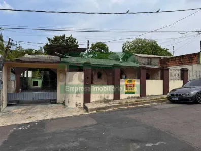 Casa com 6 Quartos à venda, 151m² no Aleixo, Manaus