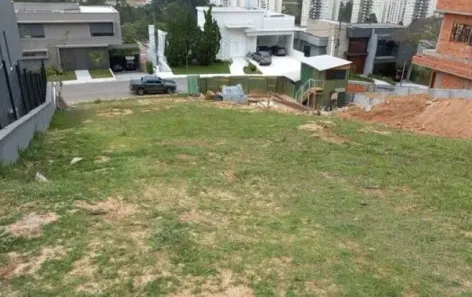 Lote/Terreno à venda, 711m² no Tamboré, Santana de Parnaíba