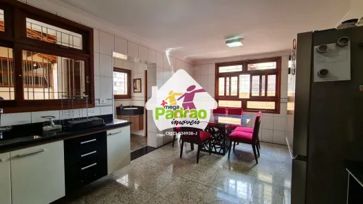 Sobrado com 3 Quartos à venda, 180m² no Vila Galvão, Guarulhos