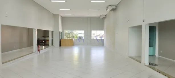 Sala Comercial para alugar, 360m² no Santa Mônica, Belo Horizonte