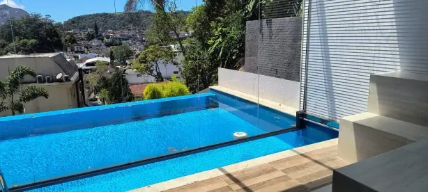 Casa de Condomínio com 4 Quartos à venda, 141m² no Valparaíso, Petrópolis