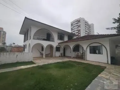 Casa com 5 Quartos à venda, 244m² no Barreiros, São José