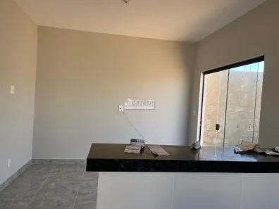 Casa com 2 Quartos para alugar, 80m² no Parque dos Girassóis III, Uberaba