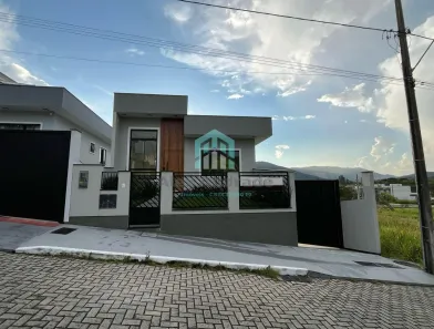 Casa com 4 Quartos à venda, 171m² no Forquilhas, São José