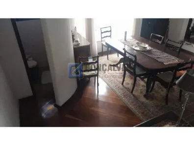 Sobrado com 4 Quartos à venda, 354m² no Osvaldo Cruz, São Caetano do Sul